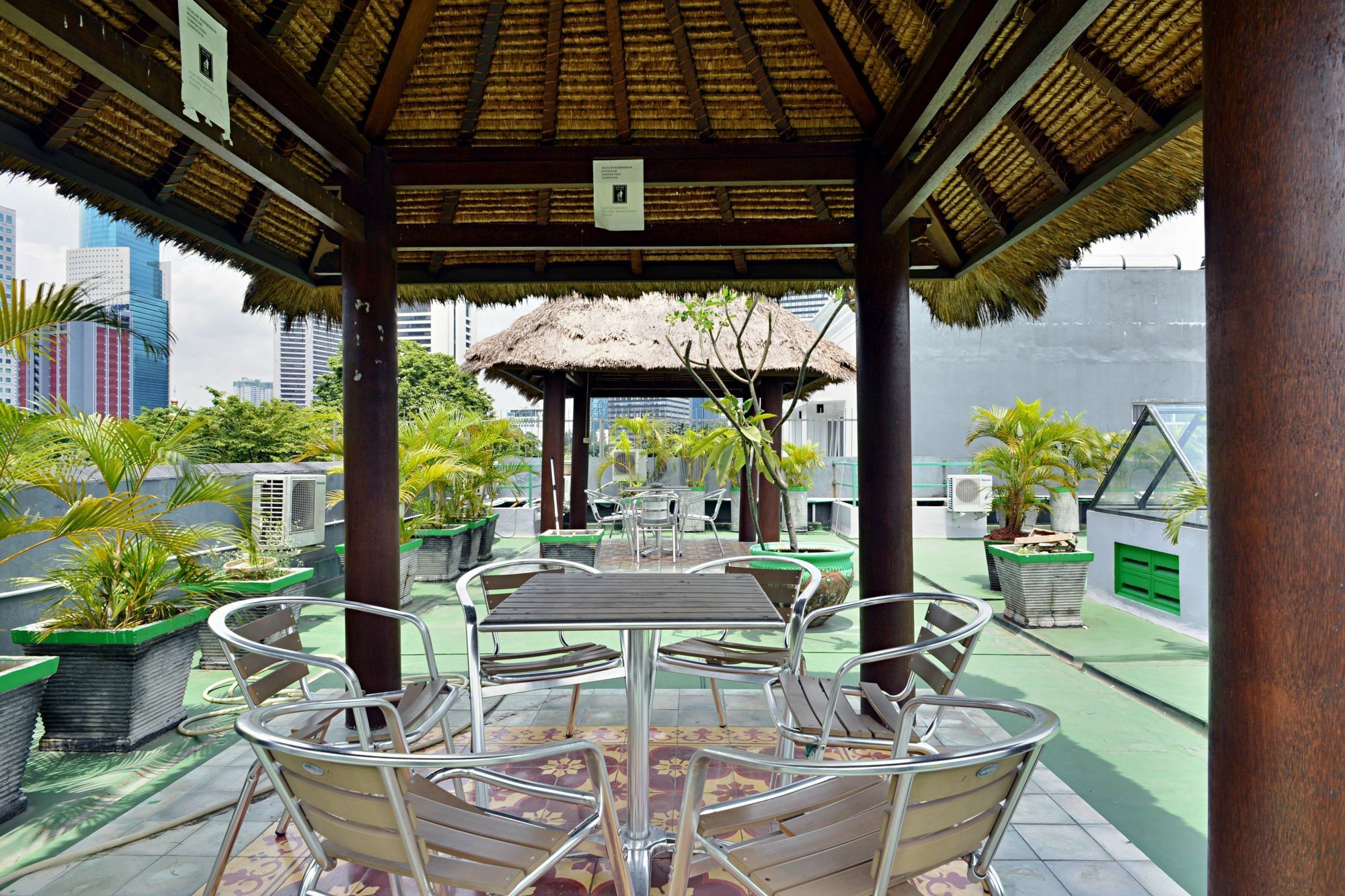 Zen Rooms Setiabudi Barat Jakarta Bagian luar foto